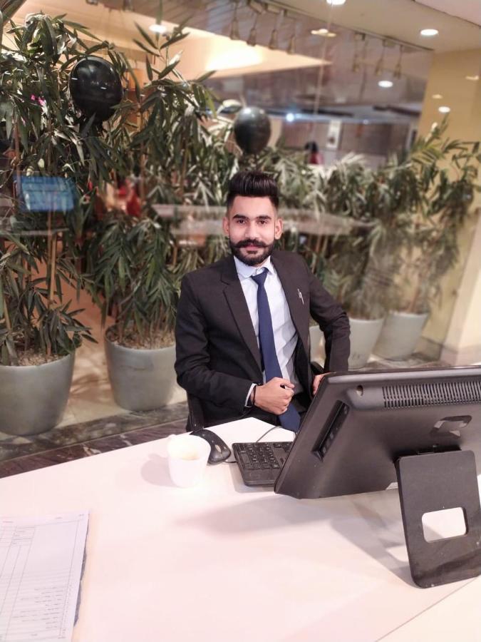 Hotel Unite Pathānkot Eksteriør bilde